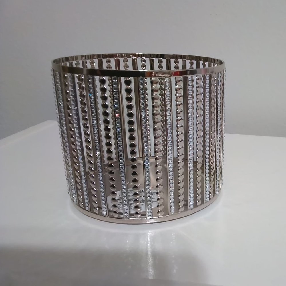 COPY - Bath and body Candle holder
